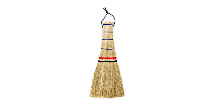 Small broom,, medium