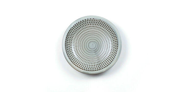 Tetsuzo Ota Pottery Ceramic Plate 6 Inch White
